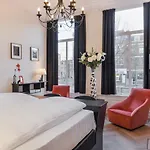 The Monument Hotel